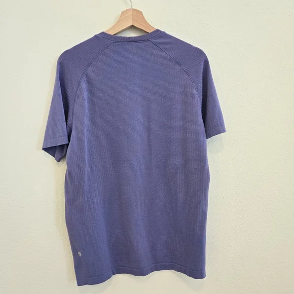 Lululemon Men's Metal Vent Tech Shirt Size medium - Picture 5 of 11